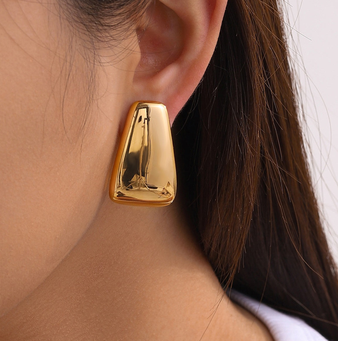 Fiora Earrings