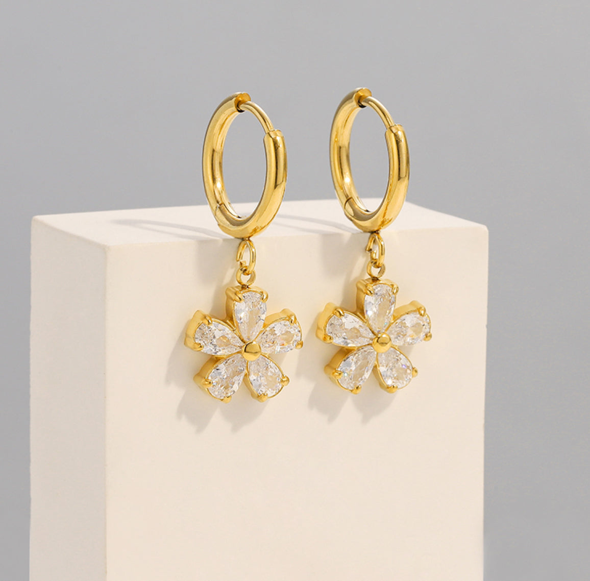 Lila Earrings