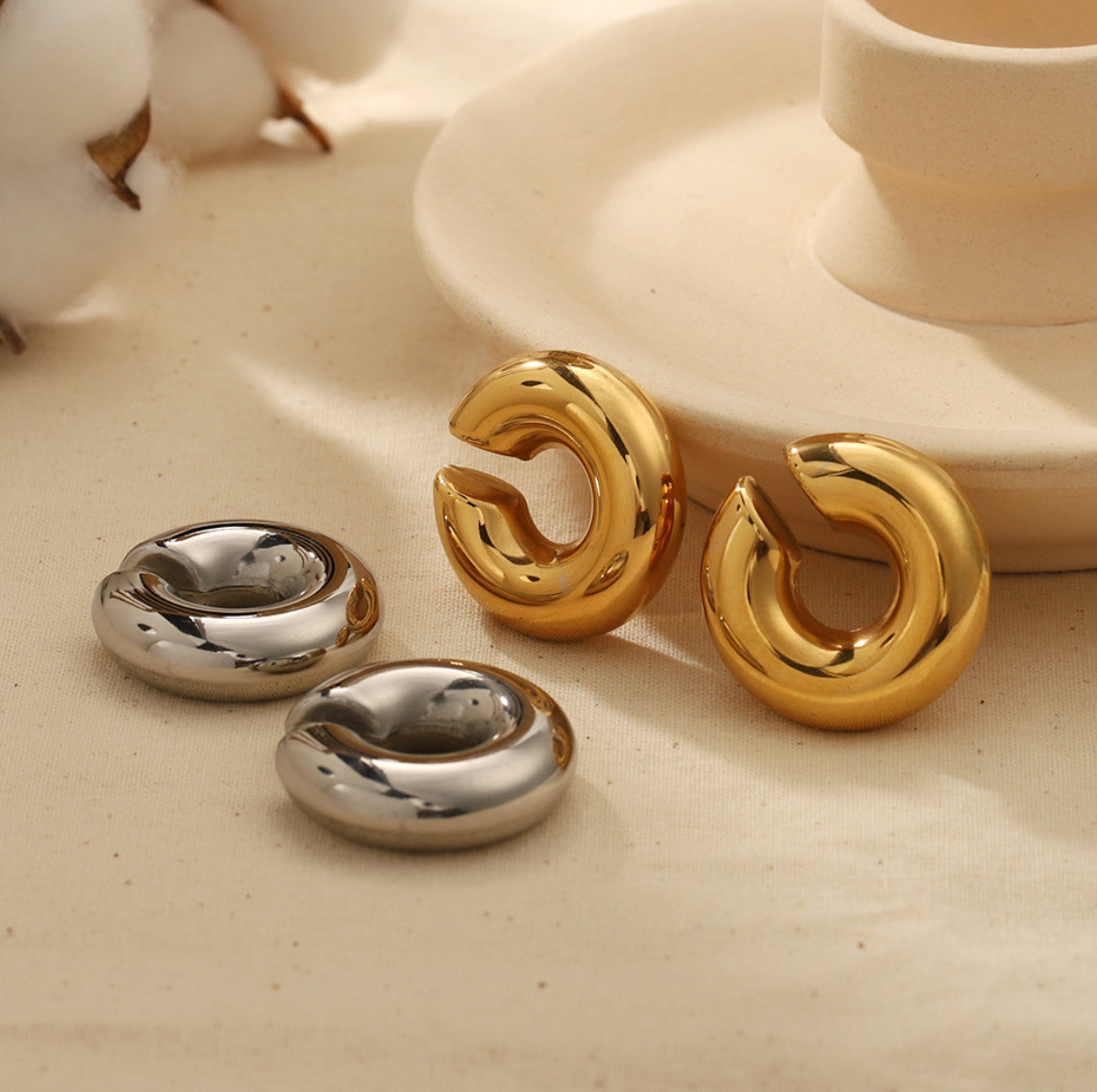 Stainless Steel Bold Ear Cuff