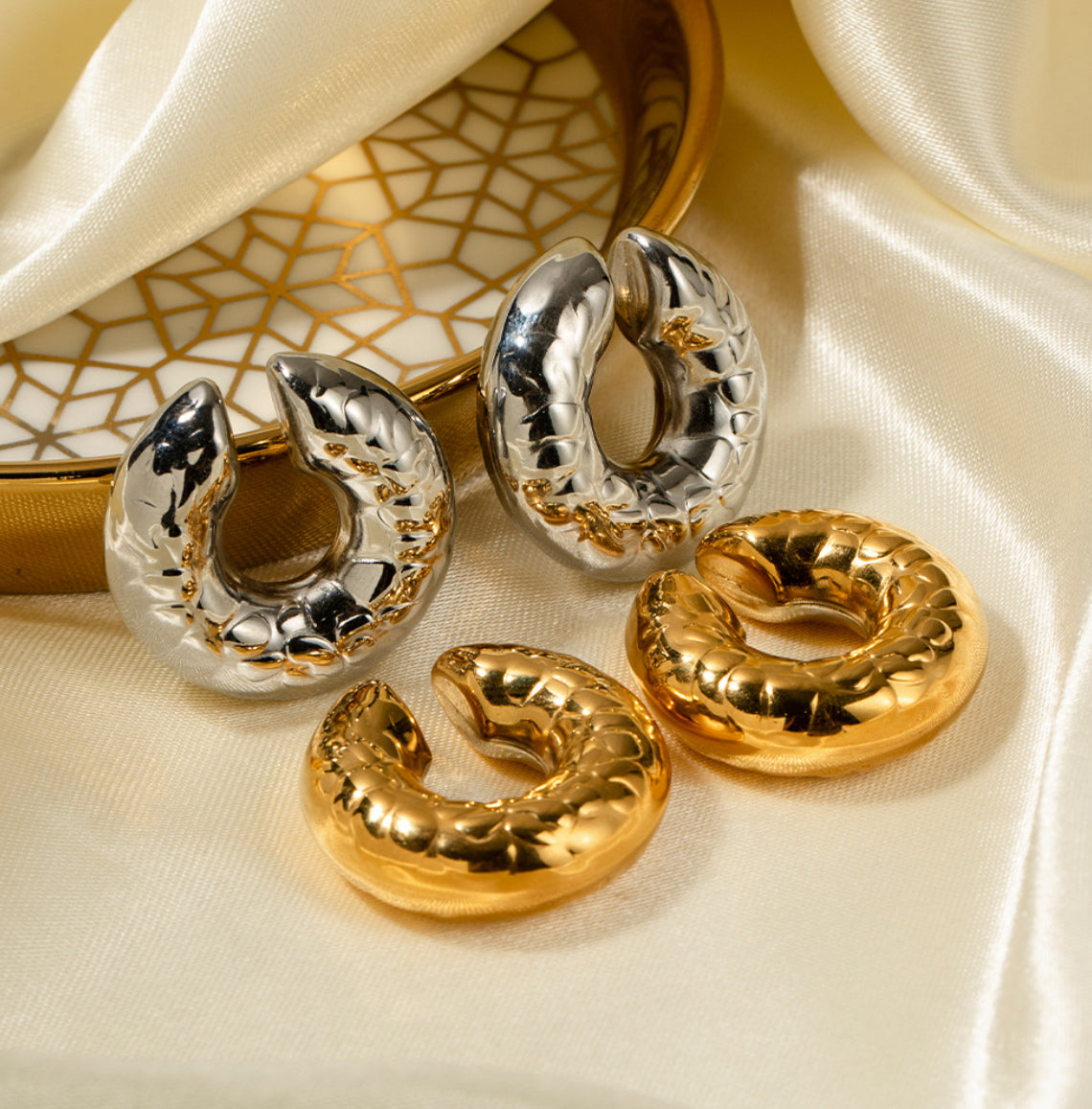 18k Gold Plated Bold Ear Cuff
