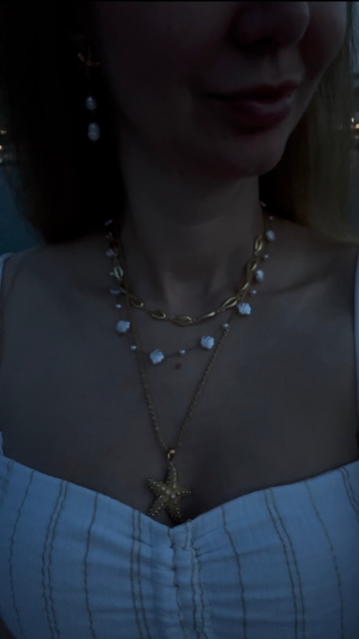Delfina Pendant