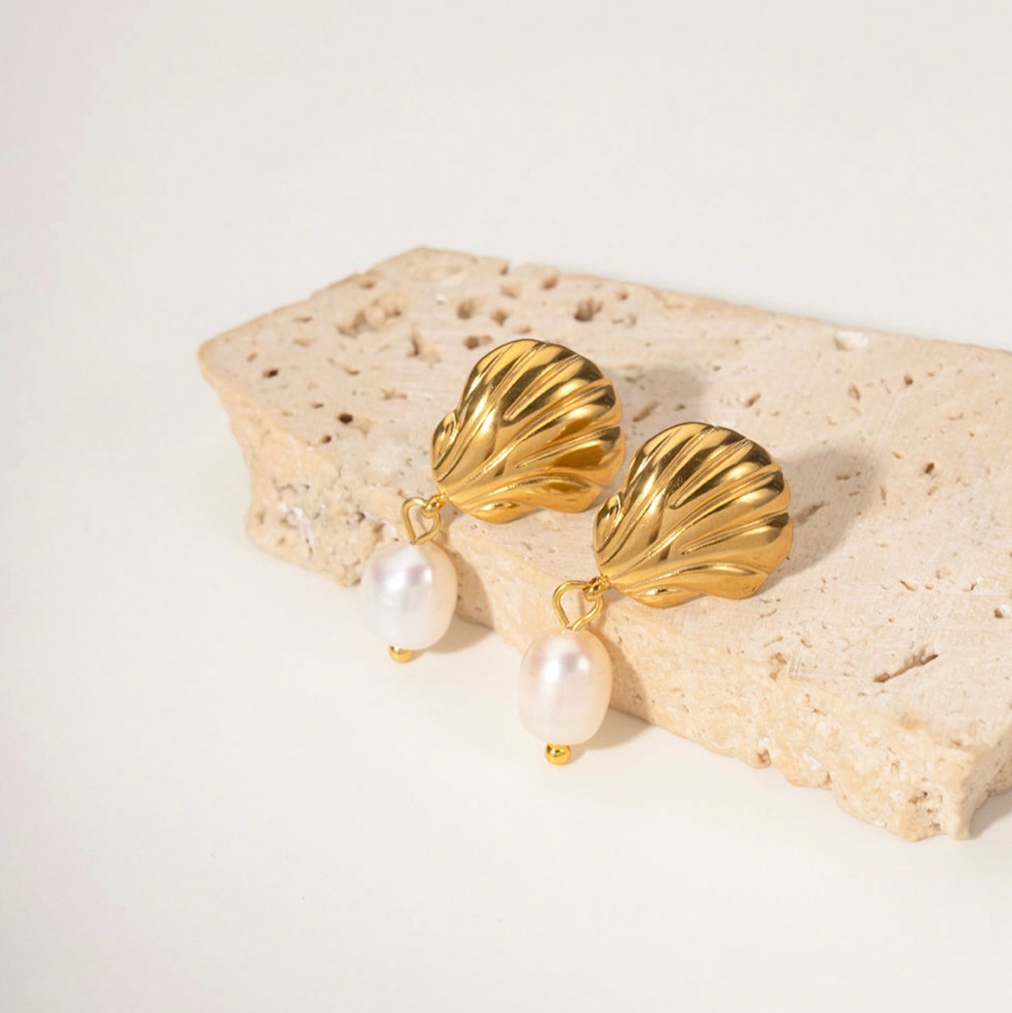 Shell Belle Earrings