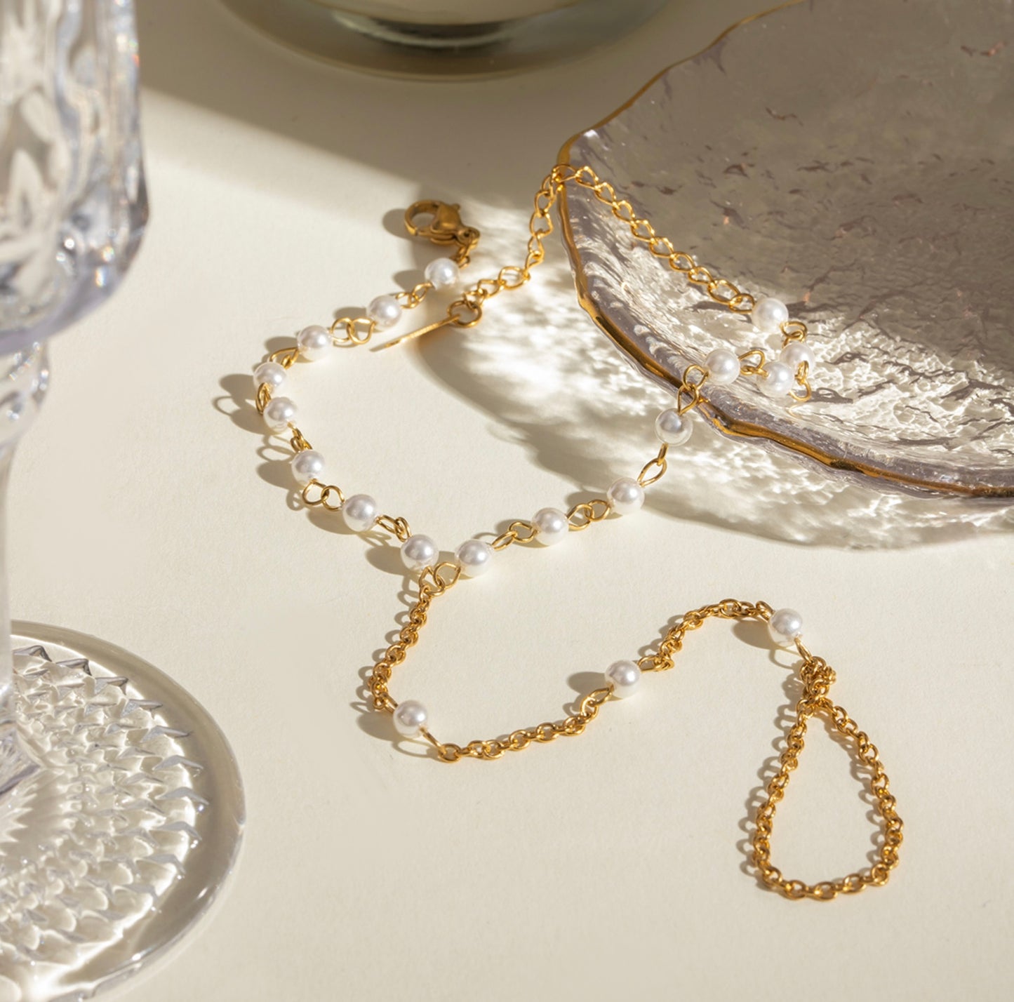 Risa Hand Chain