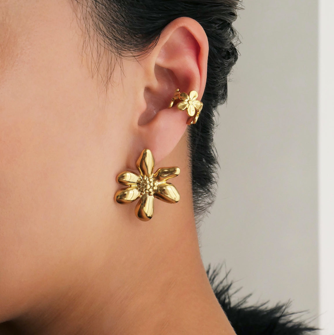 Iris Ear Cuff