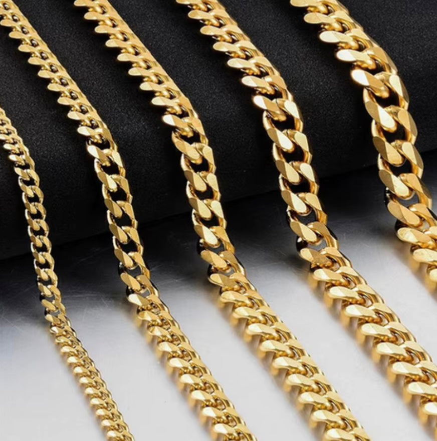 Cuban Link Chain Necklace - 18k Gold Plated Stainless Steel