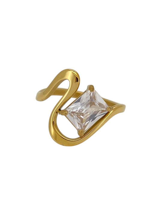 Maisie Ring